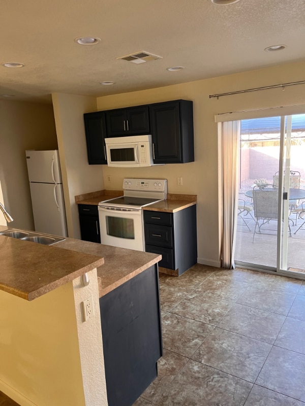Photo - 14034 N Kendall Dr Unidad A