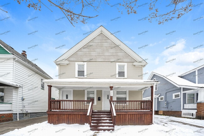 Photo - 2915 Colburn Ave