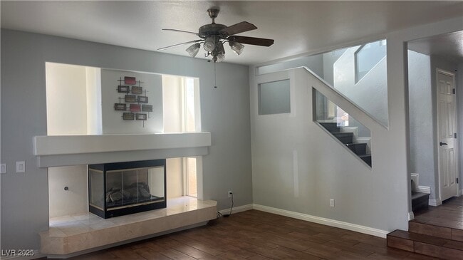 Photo - 537 Fiddlehead Ave