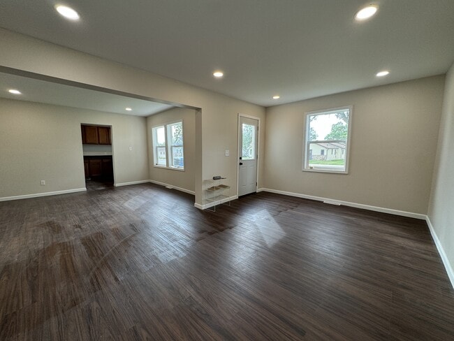 Photo - 1308 3rd Ave SW