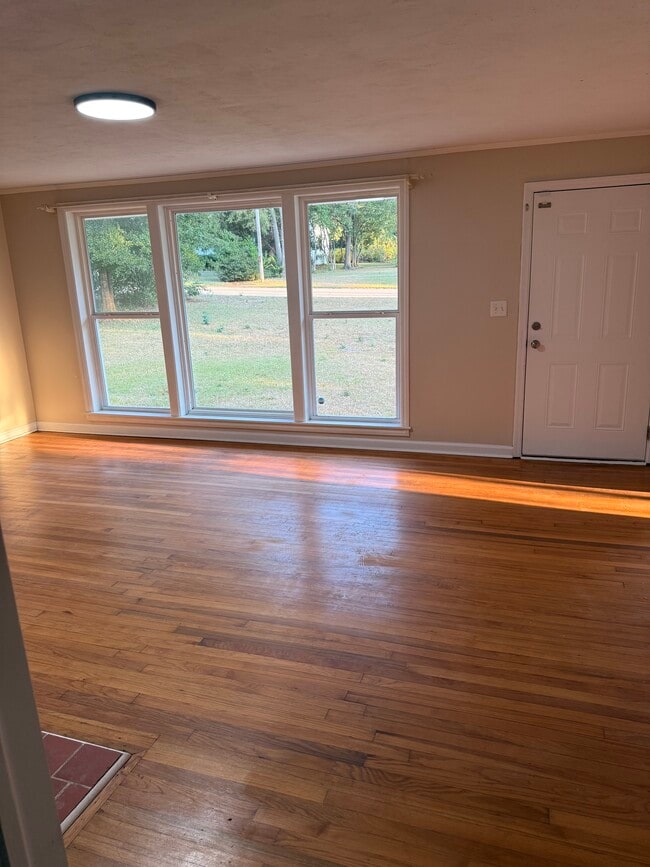 Photo - 507 Roosevelt Dr