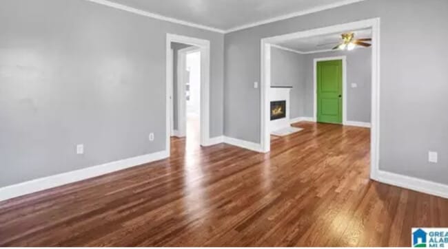 Photo - 915 9th St SW