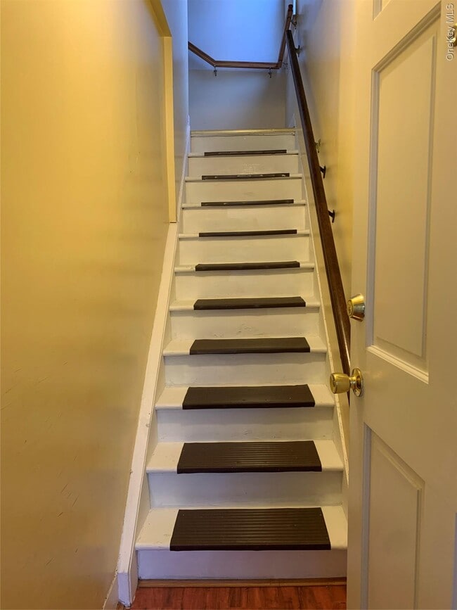 Photo - 48-60 206th St