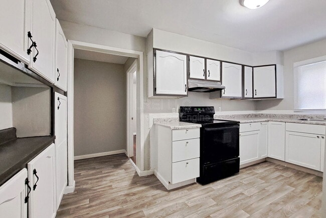 Photo - 501 Carter Ave