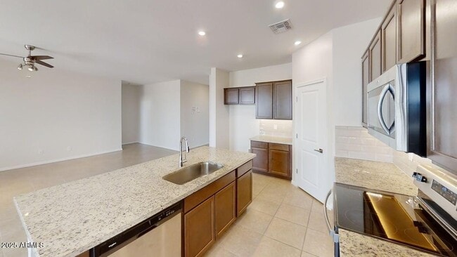 Photo - 2050 E Piedmont Pl