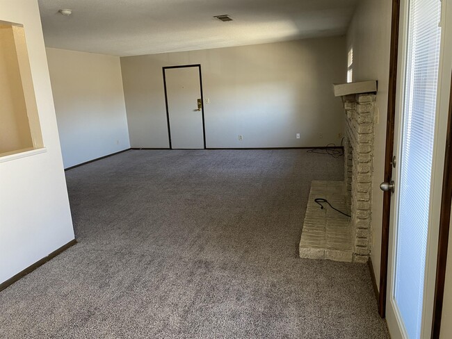 Photo - 2040 Edgewood Rd NW Apartment Unit 2040-02