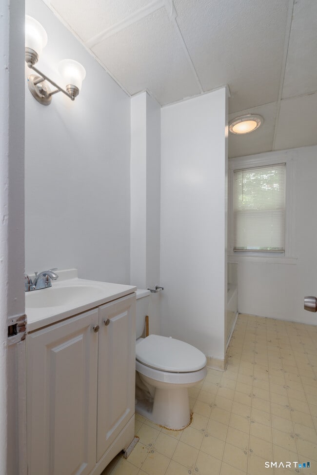 Photo - 95 Sunnyside Ave