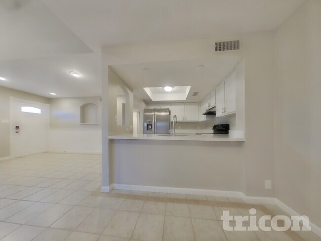 Photo - 2455 E Broadway Rd