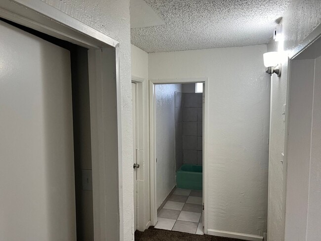 Photo - 8401 Lexington Ave