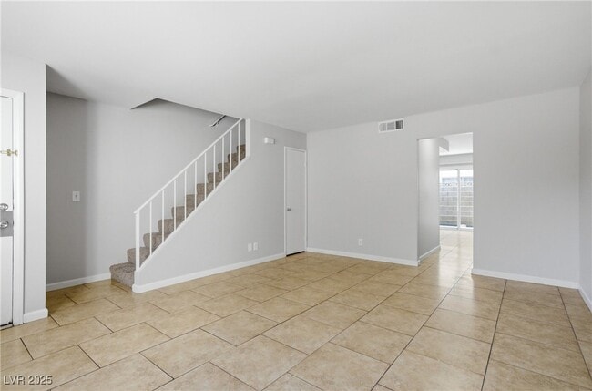 Photo - 2896 Klinger Cir