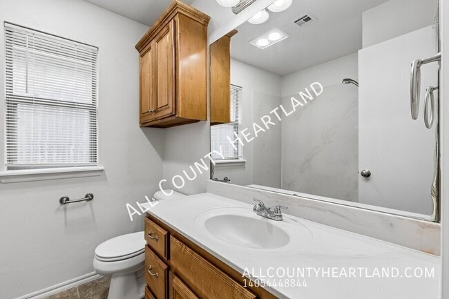 Photo - 17025 Canyonwood Ln