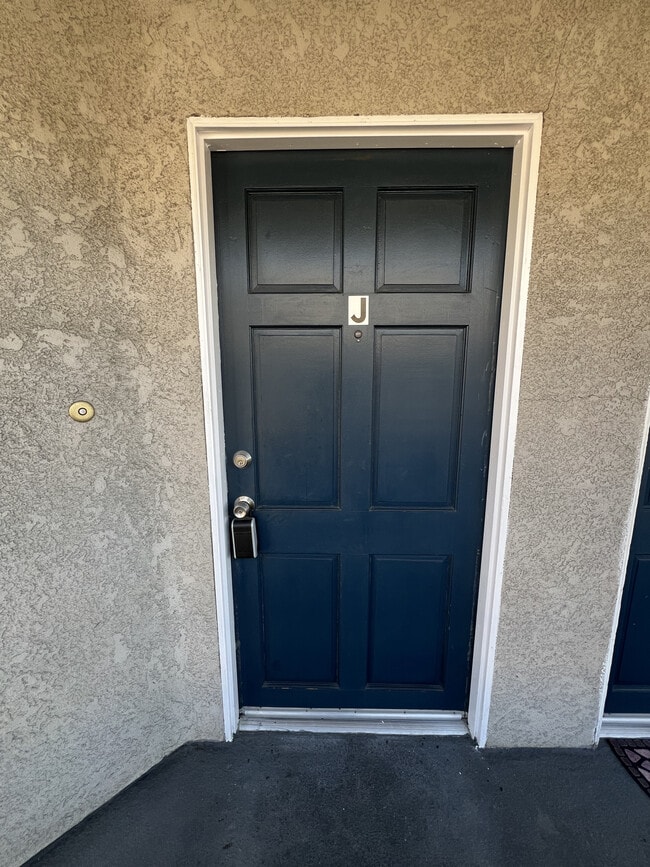 Photo - 1059 Spazier Ave