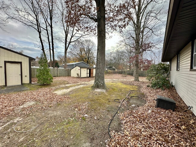 Photo - 206 Bittlewood Ave