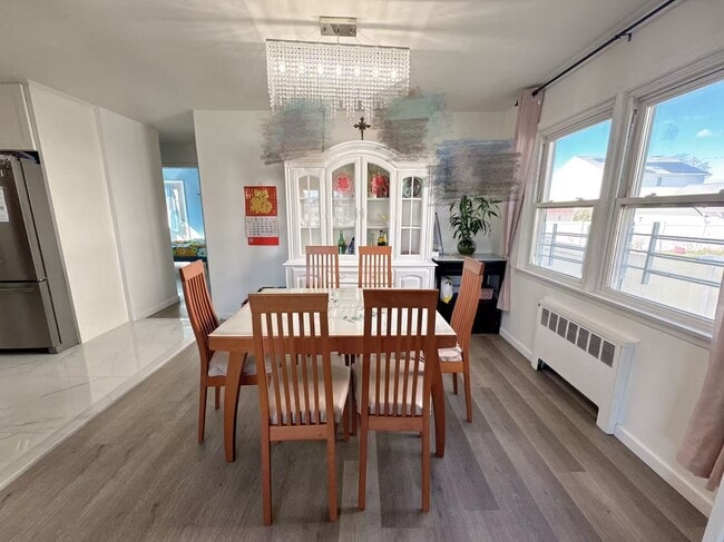 Photo - 2503 3rd Ave