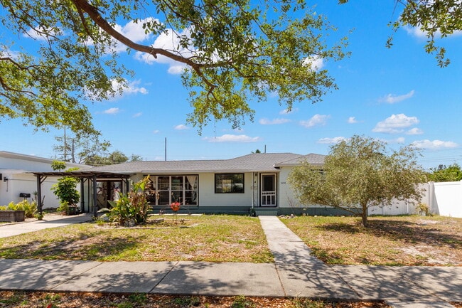 Photo - 5230 1st Ave N