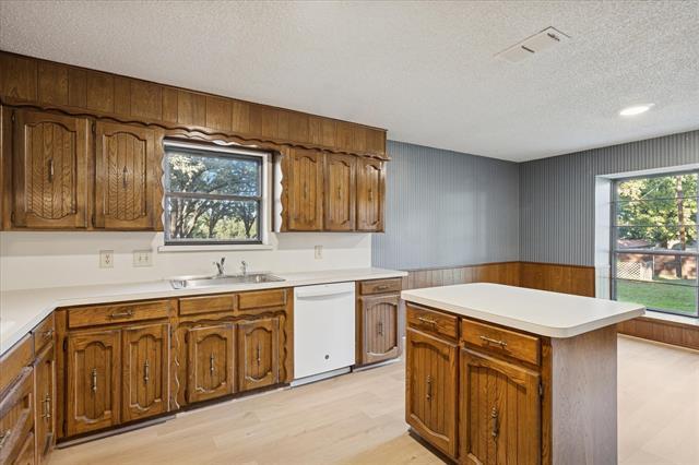 Photo - 6109 Waller Ln