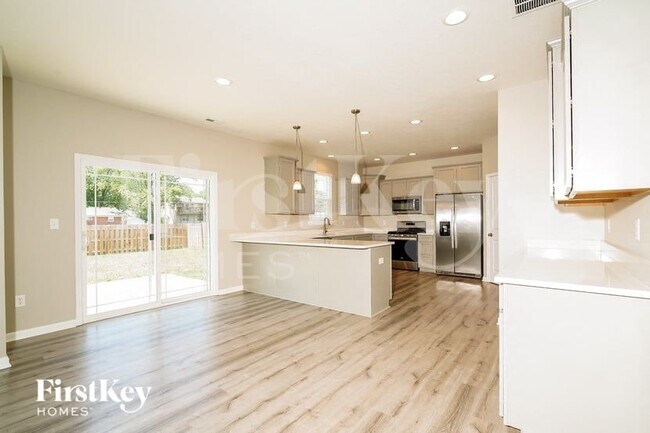 Photo - 3370 S Cordell Rd