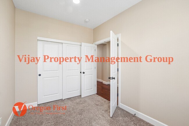 Photo - 17130 NW Trillium St