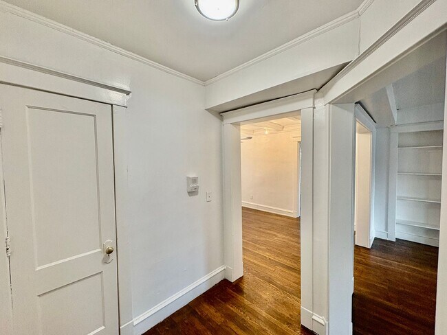 Photo - Shelby Unit 3532-3N