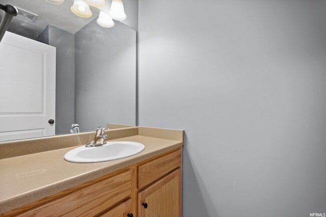 Photo - 129 Chandlerpoint Way