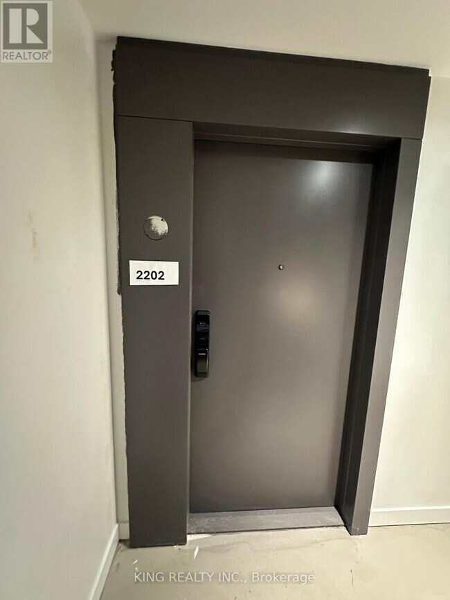 Photo - 2075 Lakeshore Rd. Unit 2202