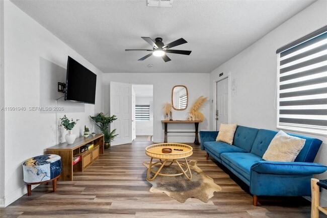 Photo - 5920 NE 2nd Terrace