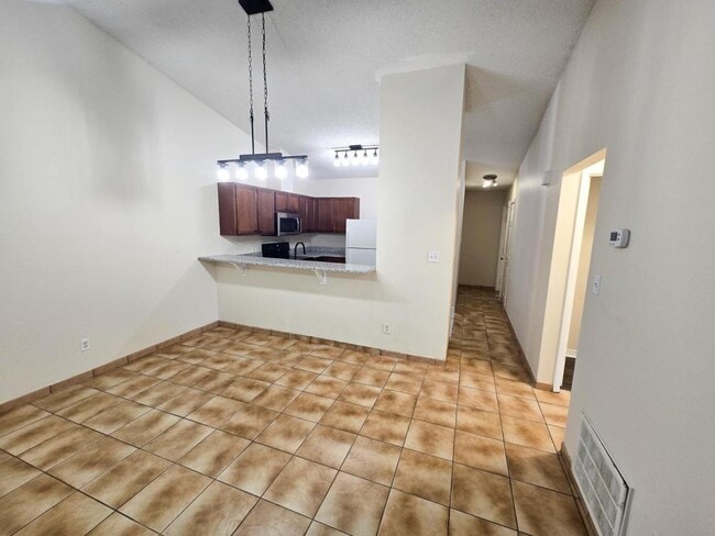 Photo - 851 E Church Ave