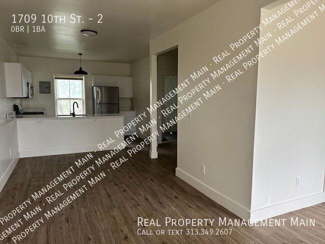 Building Photo - 1709 10th St Unit 2 Rental