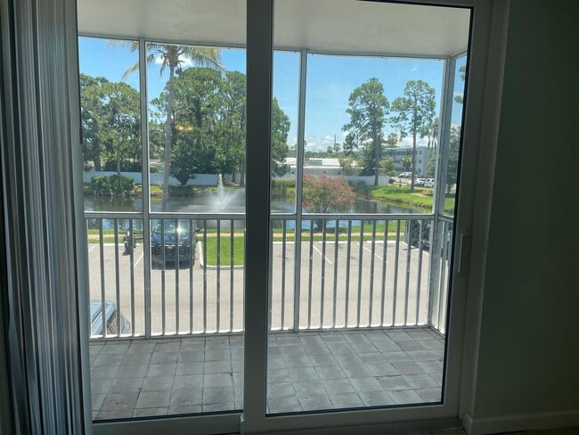Photo - 2630 Coconut Bay Ln Unit Sarasota Palms
