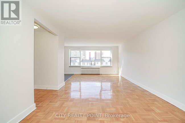 Photo - 1545 Bathurst St Unit 202