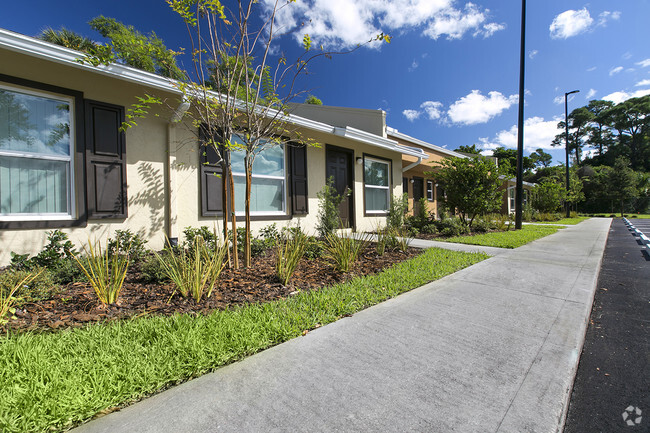 Building Photo - The Hammock at Stuart Rental