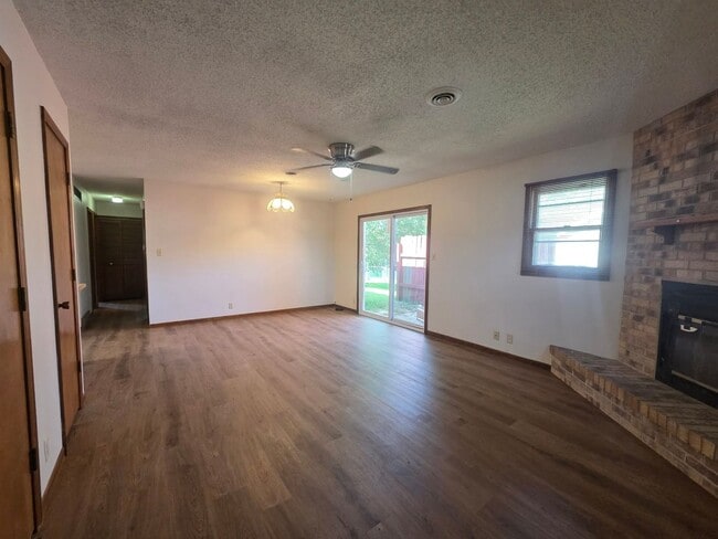 1214 Bluestem Dr Unit 1