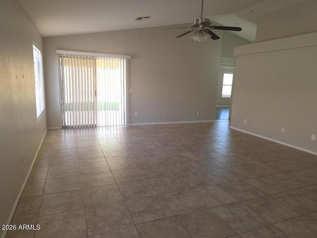 Photo - 3334 E Woodside Way