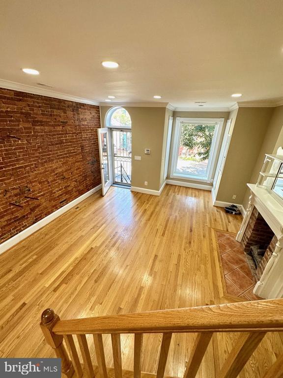 Photo - 1227 Linden Pl NE