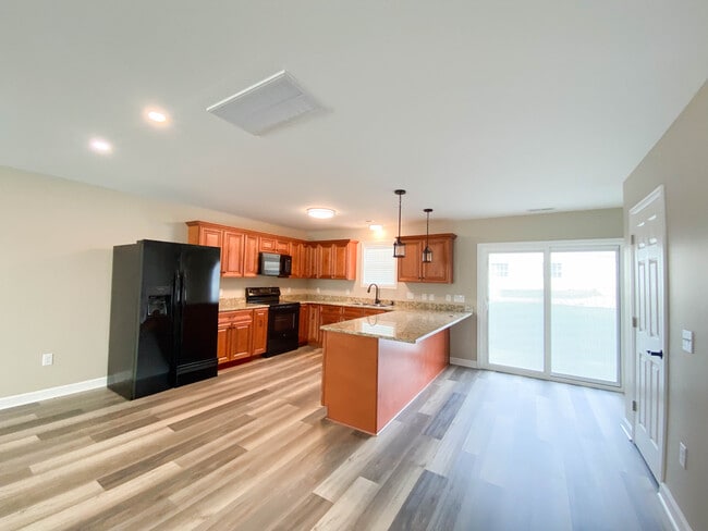 Photo - The Highlands on Main