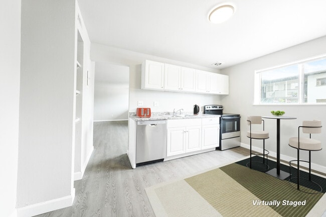 Photo - Foothills West Apartments