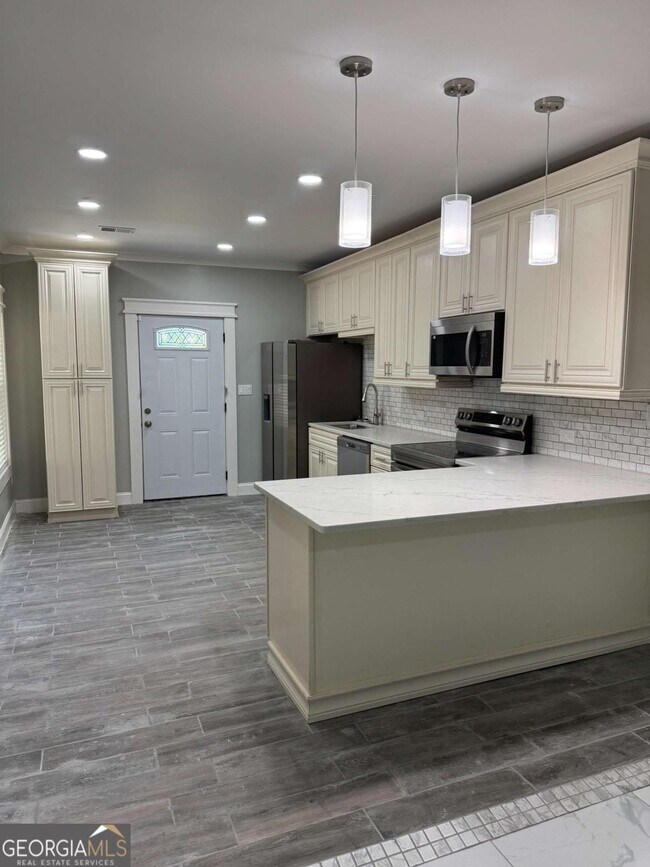 3800 Raiders Ridge Dr