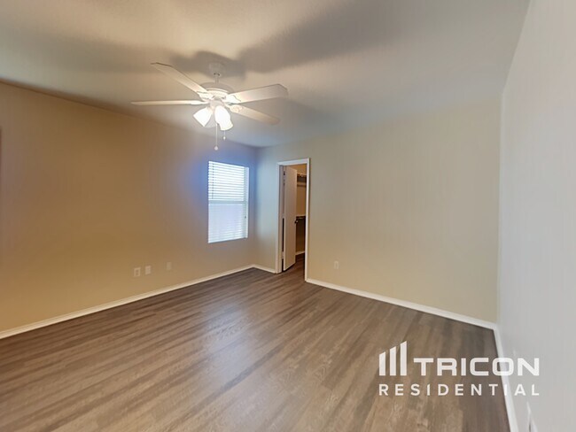 Photo - 1712 Vineridge Ln