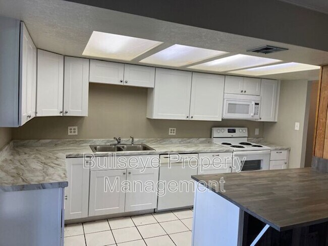 Photo - 6406 W Rose Ln