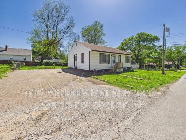 Building Photo - 10323 East 20th St S