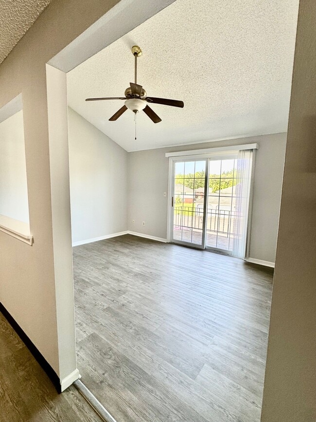 Photo - Creekside Lane Apartments