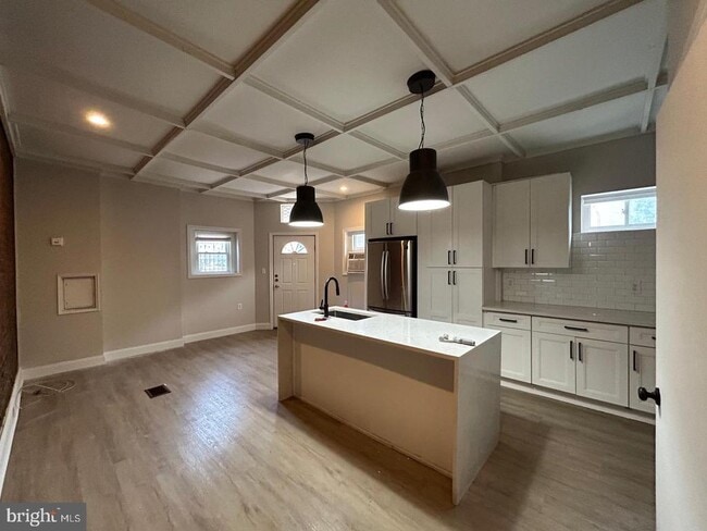 Photo - 900 N 29th St Unit A