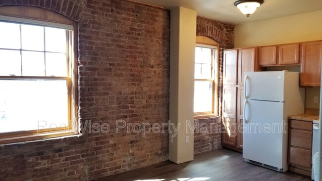 Photo - 535 SW 6th St Unidad 205