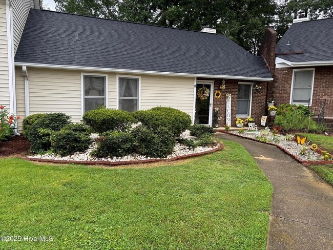 Photo - 2501 Saint Christopher Cir SW