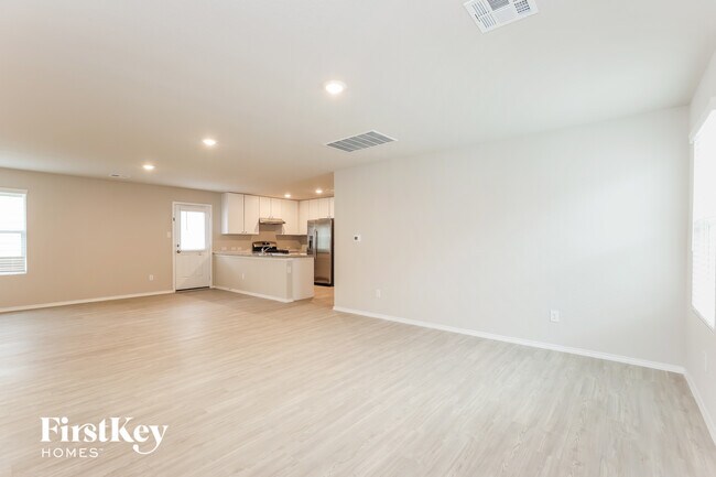 Photo - 10606 Varmus Dr