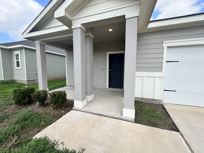 Photo - 880 Bunton Reserve Blvd