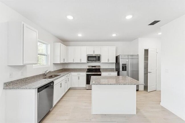 Photo - 5085 Armina Pl Casa