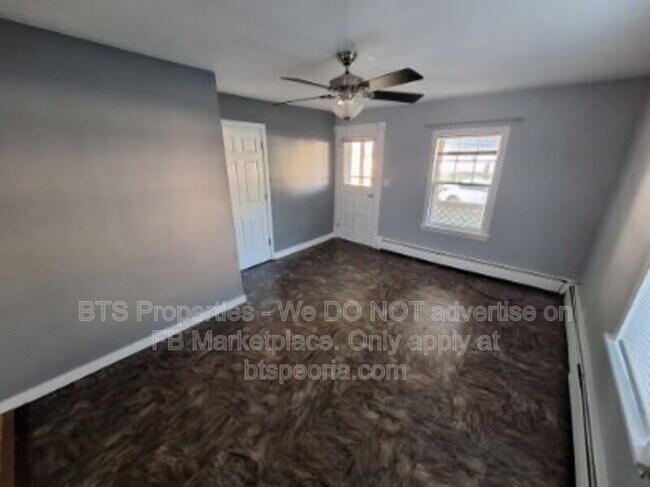 Photo - 114 S Cedar St