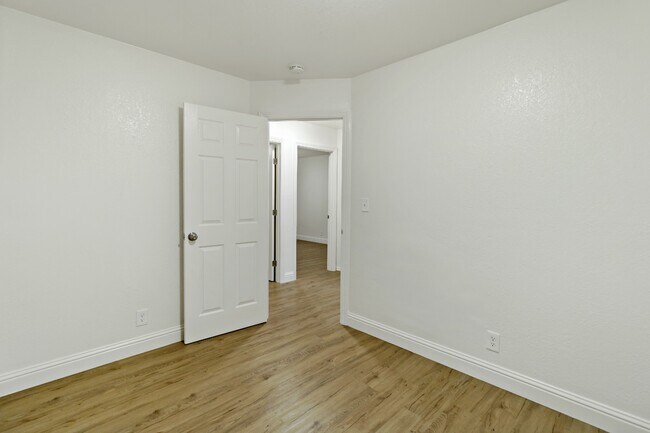 804-810 Springs Rd Unit 810