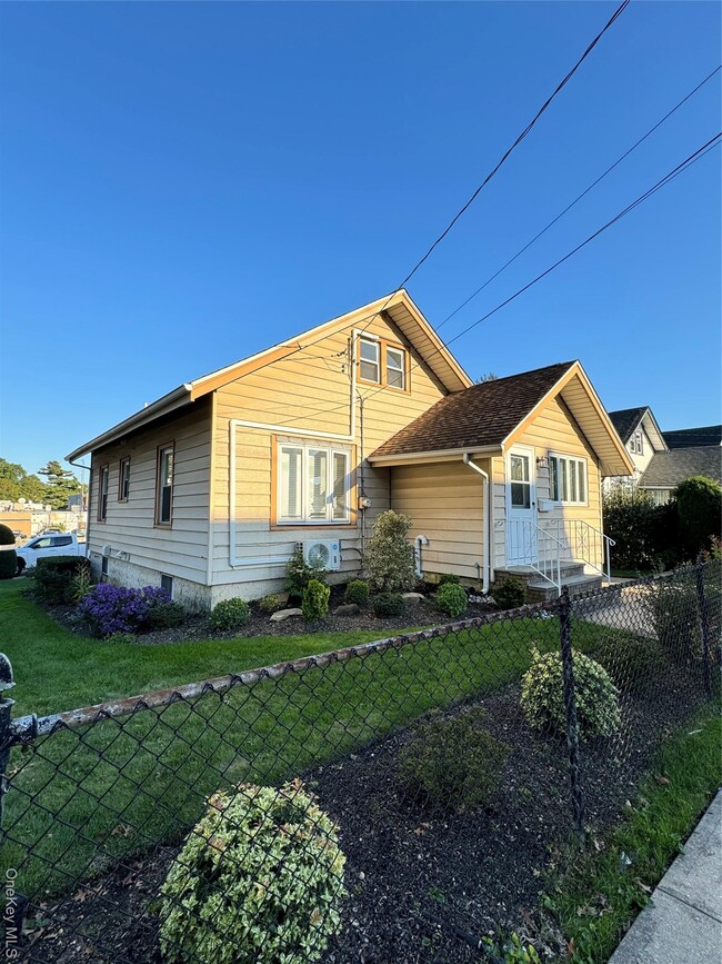 Photo - 248 Fulton St